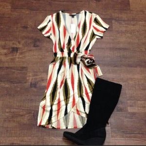 Banana Republic geometric wrap dress S